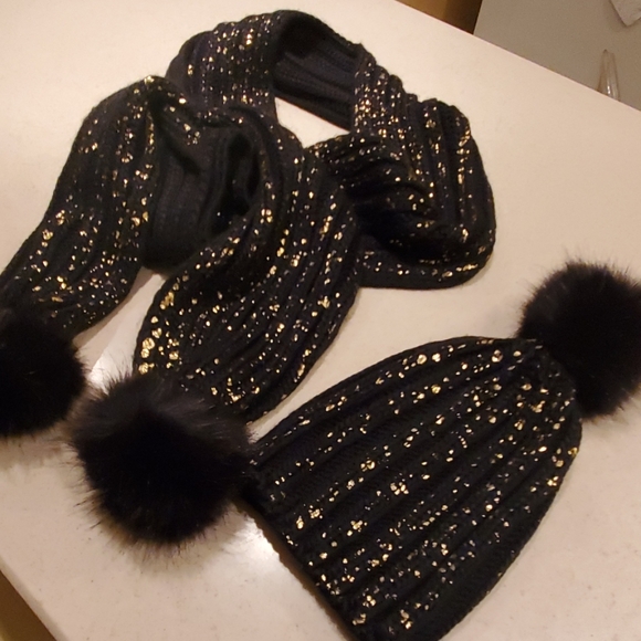Fabulous Furs Tops - Hat and scarf set brand new